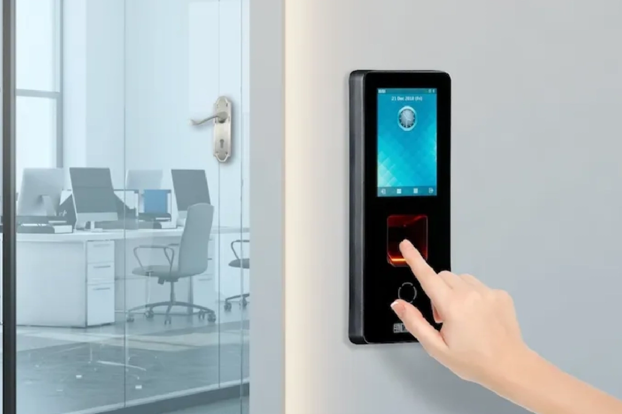 Time Attendance & Access Control